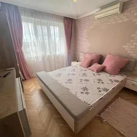 Urban Escape Апартаменты *